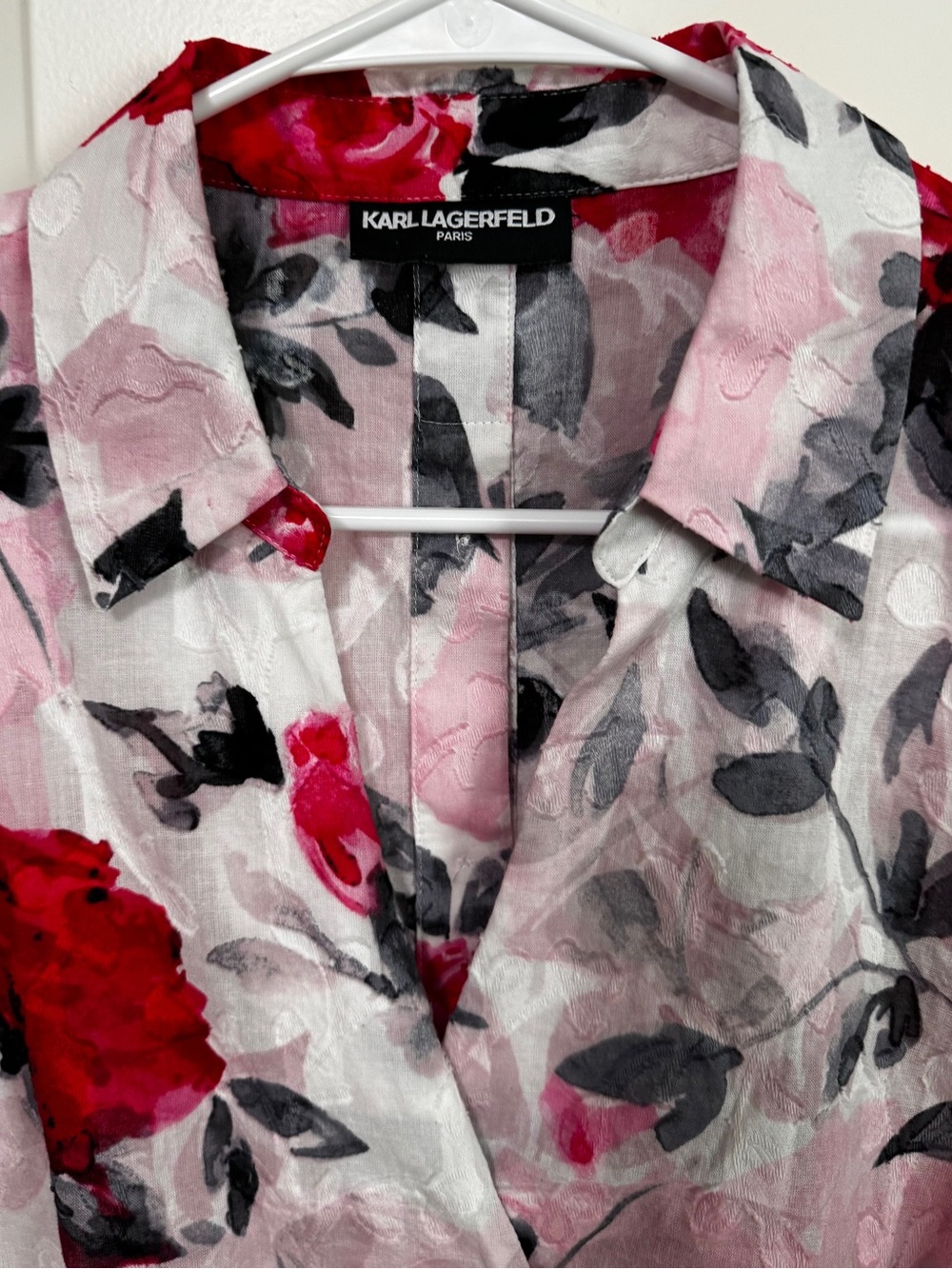 Karl Lagerfeld Paris Floral Jacquard Popover Blouse - Picture 4 of 14
